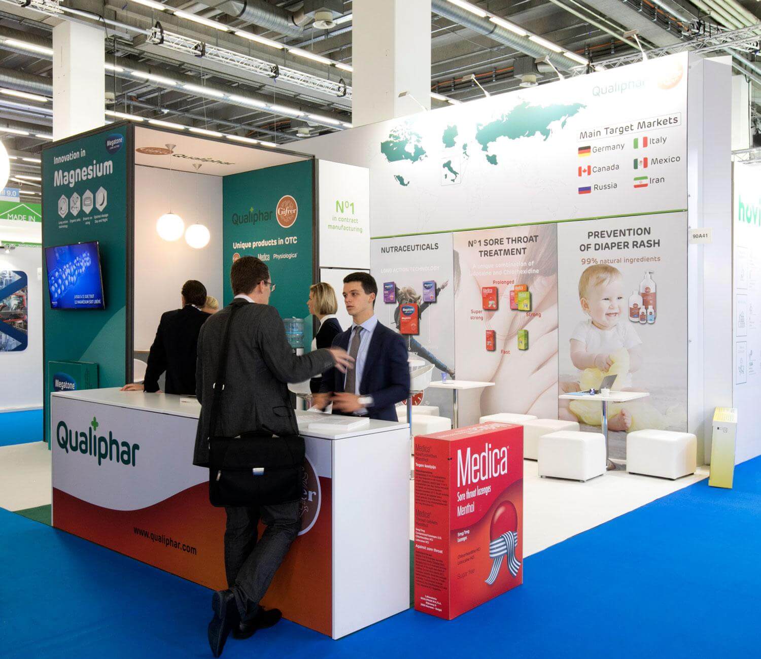 Messestand von Qualifphar