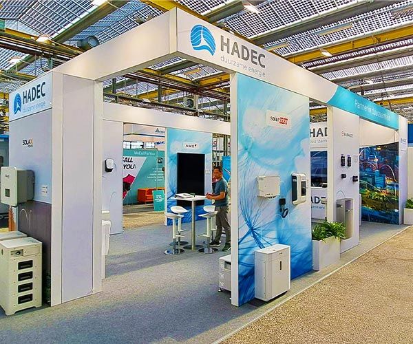 Messestand von HADEC Duurzame Energie - Solar Solutions Amsterdam 2024