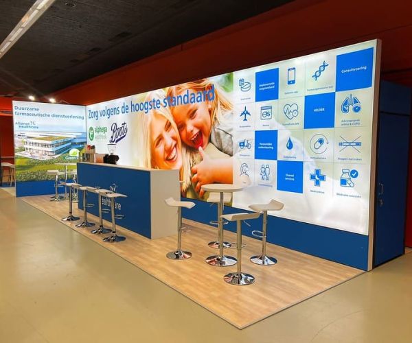 Messestand von Alliance healthcare