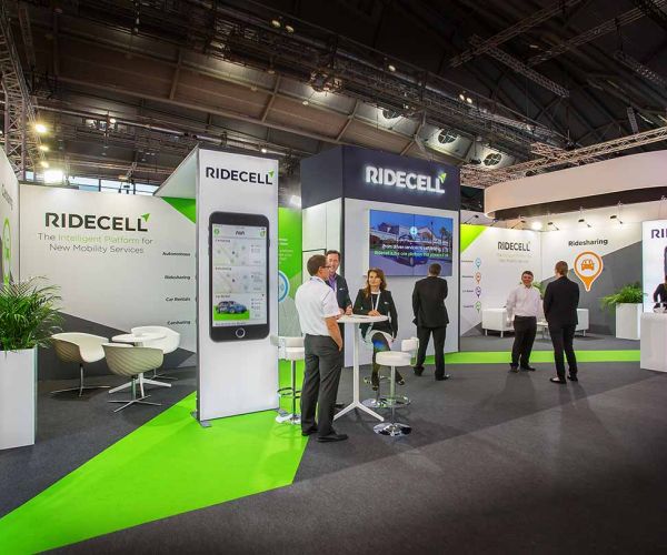 Messestand von Ridecell