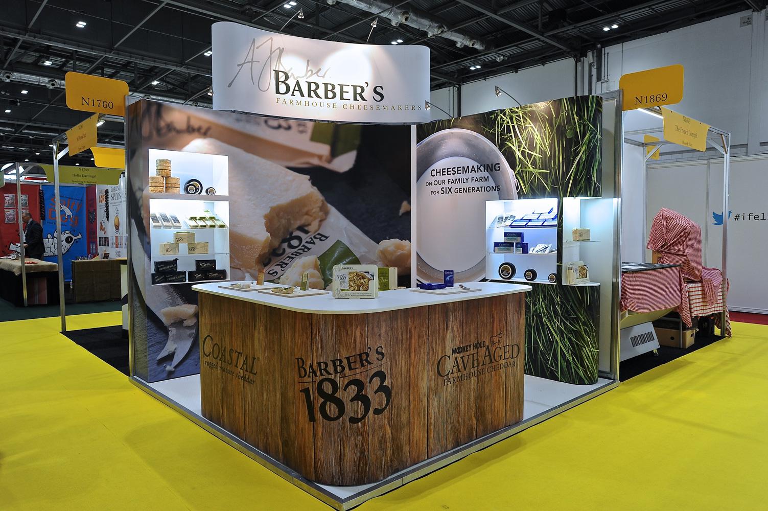 Referenz-Bild-1503x100px-Barber's stand d'exposition